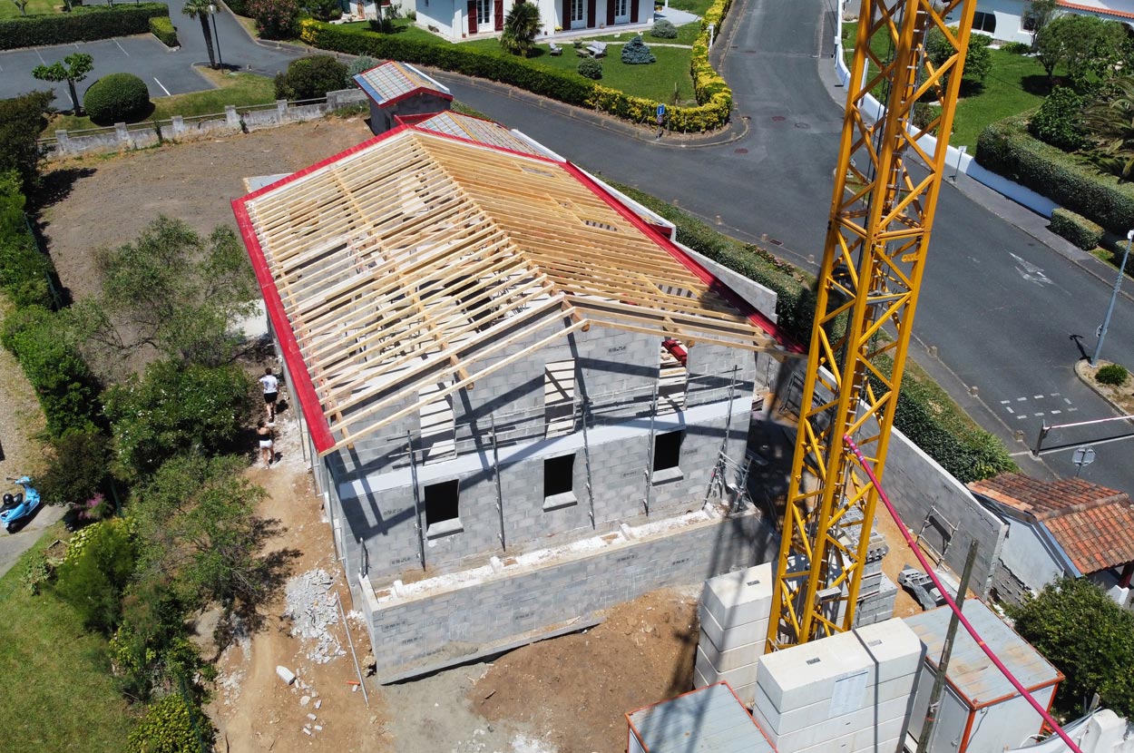 Construction neuve 64, Construction neuve Côte basque, Construction neuve Oloron, Entreprise générale batiment 64, Entreprise générale batiment Côte basque, Entreprise générale batiment Oloron, Génie civil 64, Génie civil Côte basque, Génie civil Oloron, Maçonnerie générale 64, Maçonnerie générale Côte basque, Maçonnerie générale Oloron, Platrerie 64, Platrerie Côte basque, Platrerie Oloron, Rénovation batiment 64, Rénovation batiment Côte basque, Rénovation batiment Oloron, Vielles pierres 64, Vielles pierres Côte basque, Vielles pierres Oloron